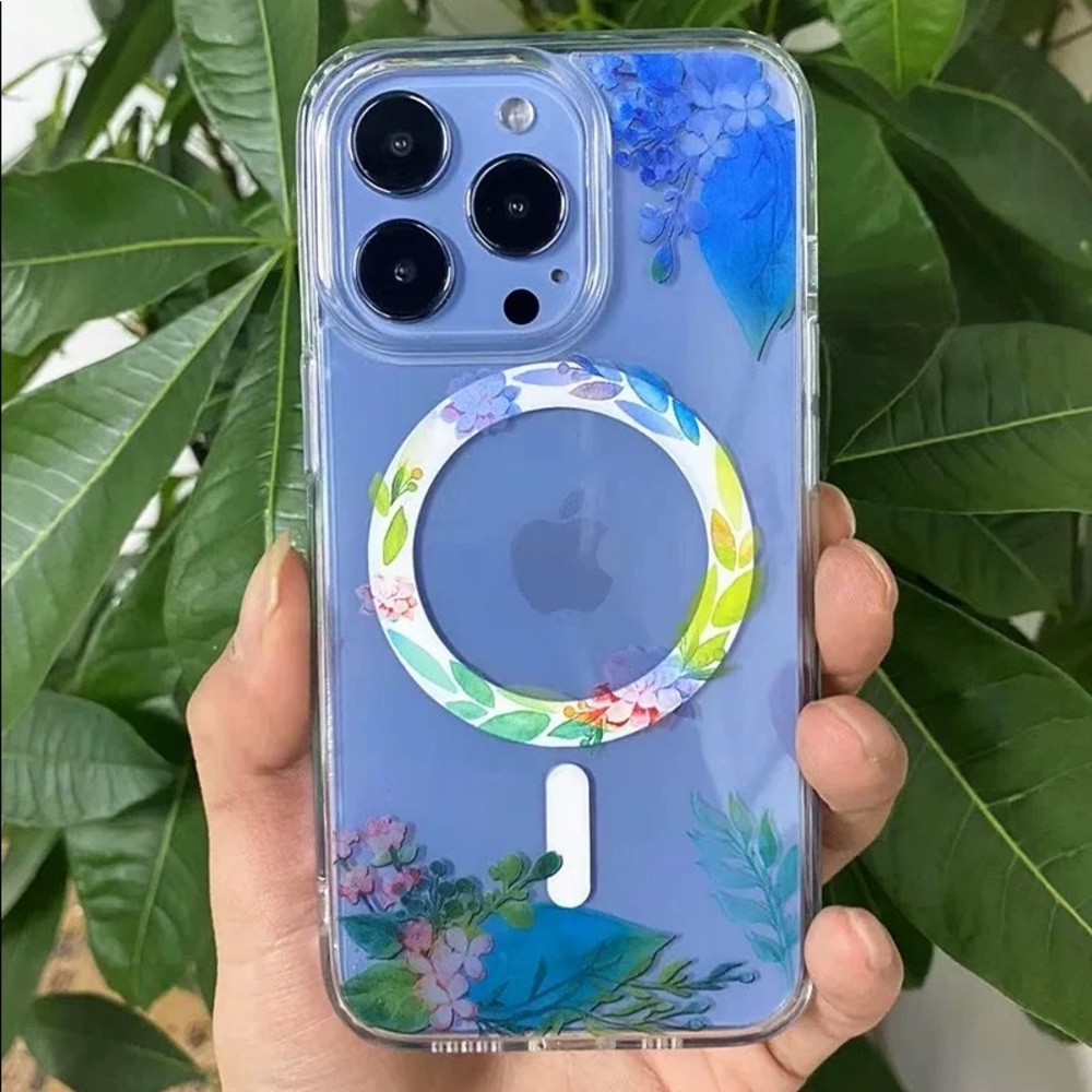 Flower Design MagSafe IPhone Cases - Picture 4 of 5